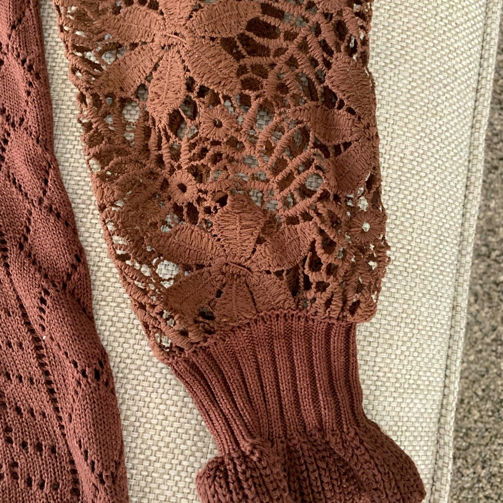 Long sleeve crochet lace loose blouse with crew neck